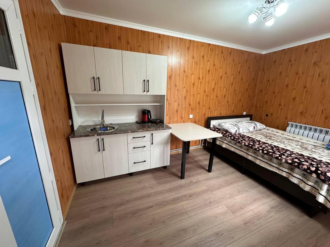 Pamko Bed and Breakfast Naryn Eksteriør billede
